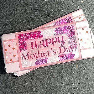 Milk Chocolate Floral Mother's Day Bar