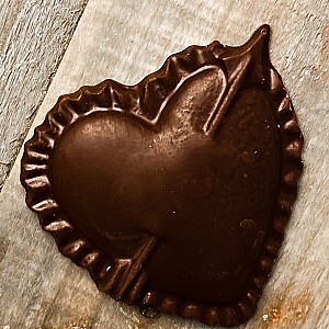 Dark Chocolate Arrow Heart