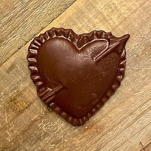 Milk Chocolate Arrow Heart