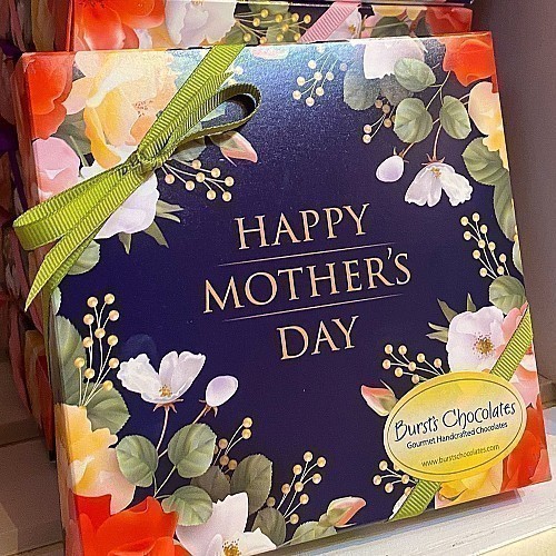 3/4lb Mother's Day Chocolate Box